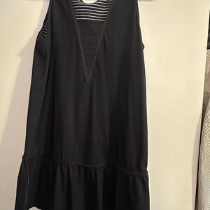 Lululemon Both Ways Dress Parallel Stripe Black Reversible V-Neck Size 10